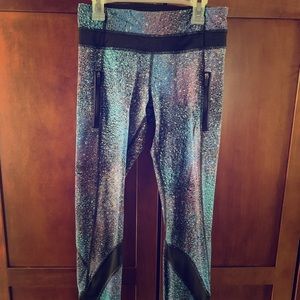 Lululemon mermaid splatter leggings- rare!!!